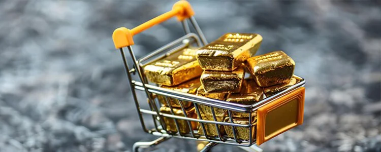 بازار طلا در نوسان است! آیا اکنون زمان خرید است یا بهتر است صبر کنید؟ تحلیل قیمت‌ها، پیش‌بینی روند آینده و نکات مهم سرمایه‌گذاری را در این مطلب بخوانید.